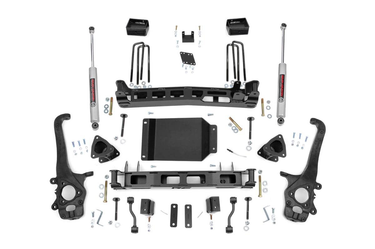 ROUGH COUNTRY Lift Kit Nissan Titan 2WD/4WD (2004-2015)