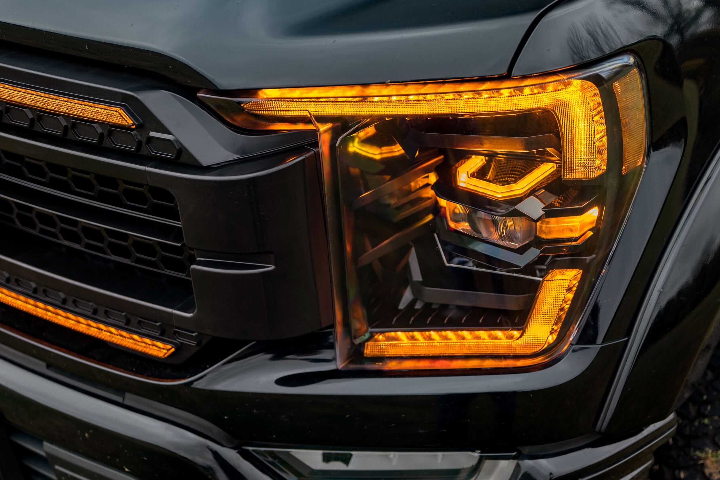 Morimoto XB LED Headlights: Ford F-150 (21-23 / Amber DRL / Set)