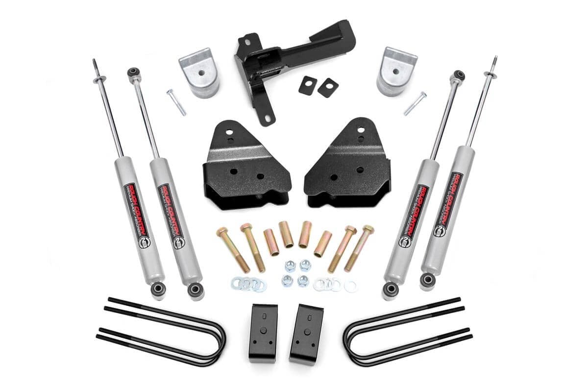 ROUGH COUNTRY Lift Kit Ford F-250 Super Duty 4WD (2017-2022)