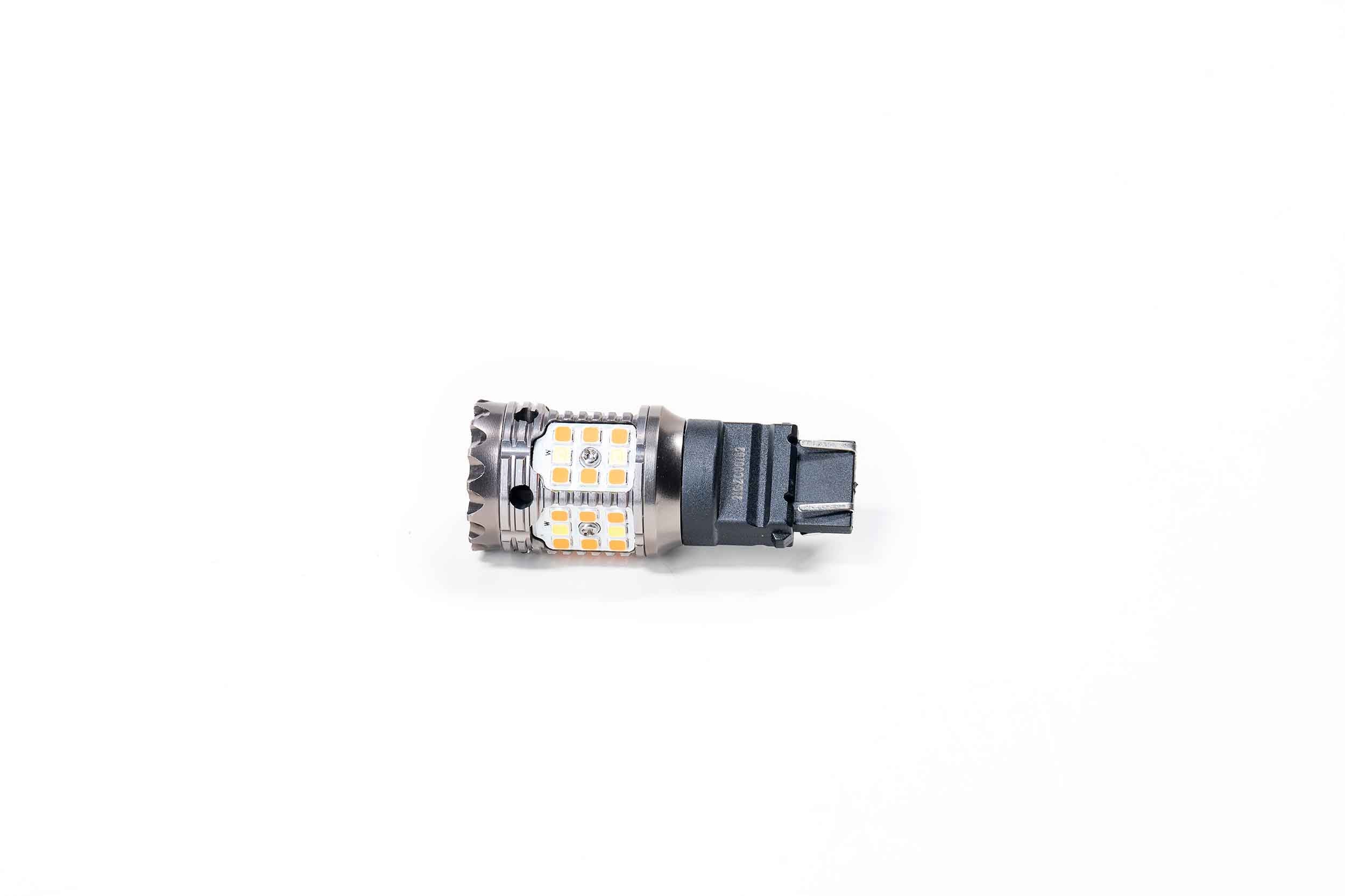 GTR Lighting 3156/3157 Non-CK: GTR Carbide Canbus 2.0 LED (Switchback)