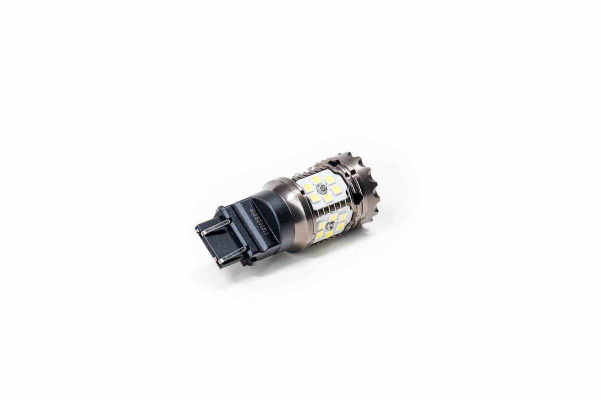 GTR Lighting 3156/3157: GTR Carbide Canbus 2.0 LED (White)