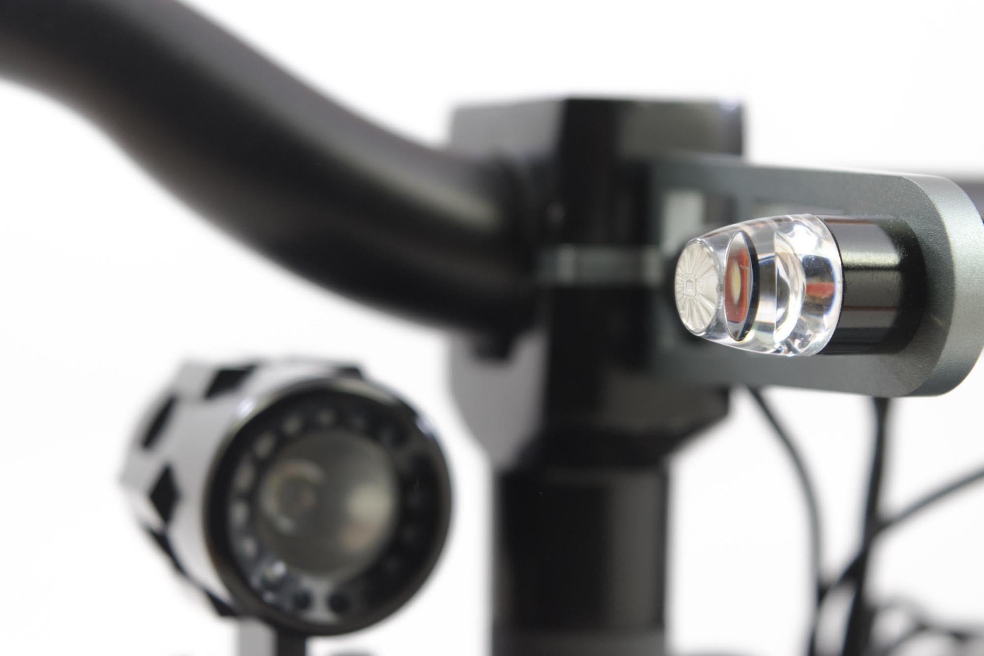 Morimoto MC: Pindicator (White/Amber)