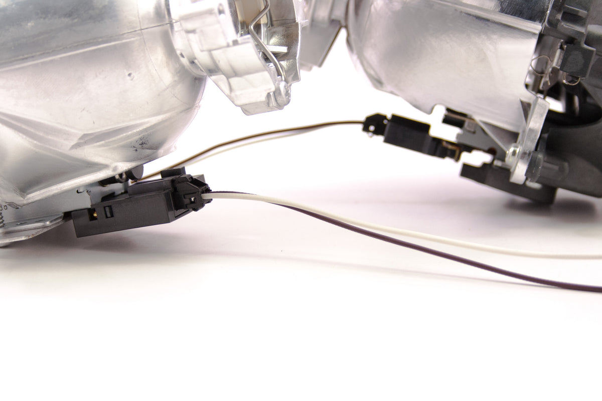Morimoto Pigtail: Koito Bi-xenon Solenoid Inputs