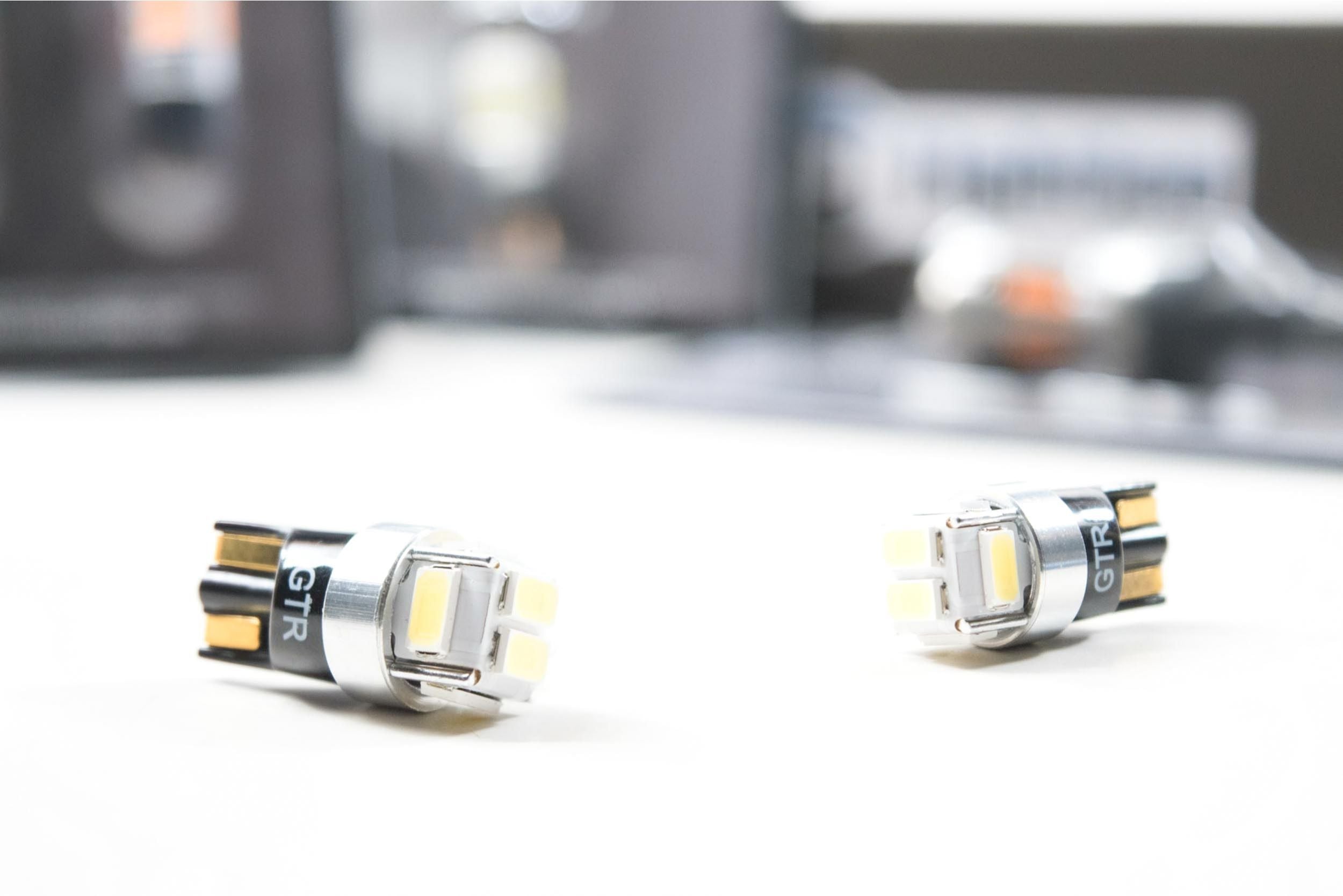 GTR Lighting T10/194: GTR 6-Chip Canbus LED (White)