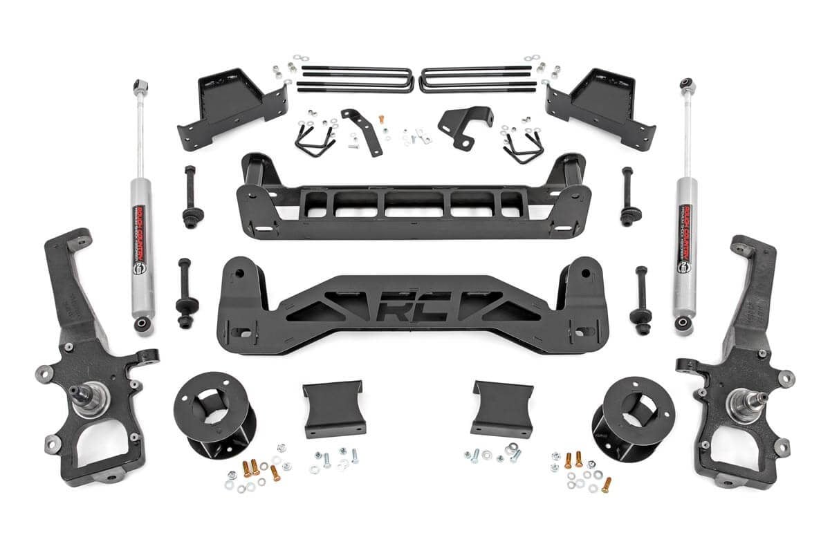 ROUGH COUNTRY Lift Kit Ford F-150 2WD (2004-2008)